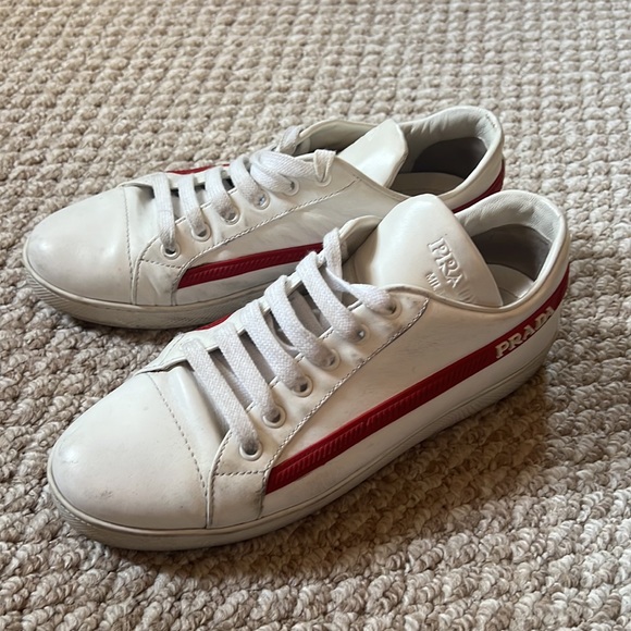 White Prada sneakers with red logo! Size 39 women’s - Picture 7 of 10